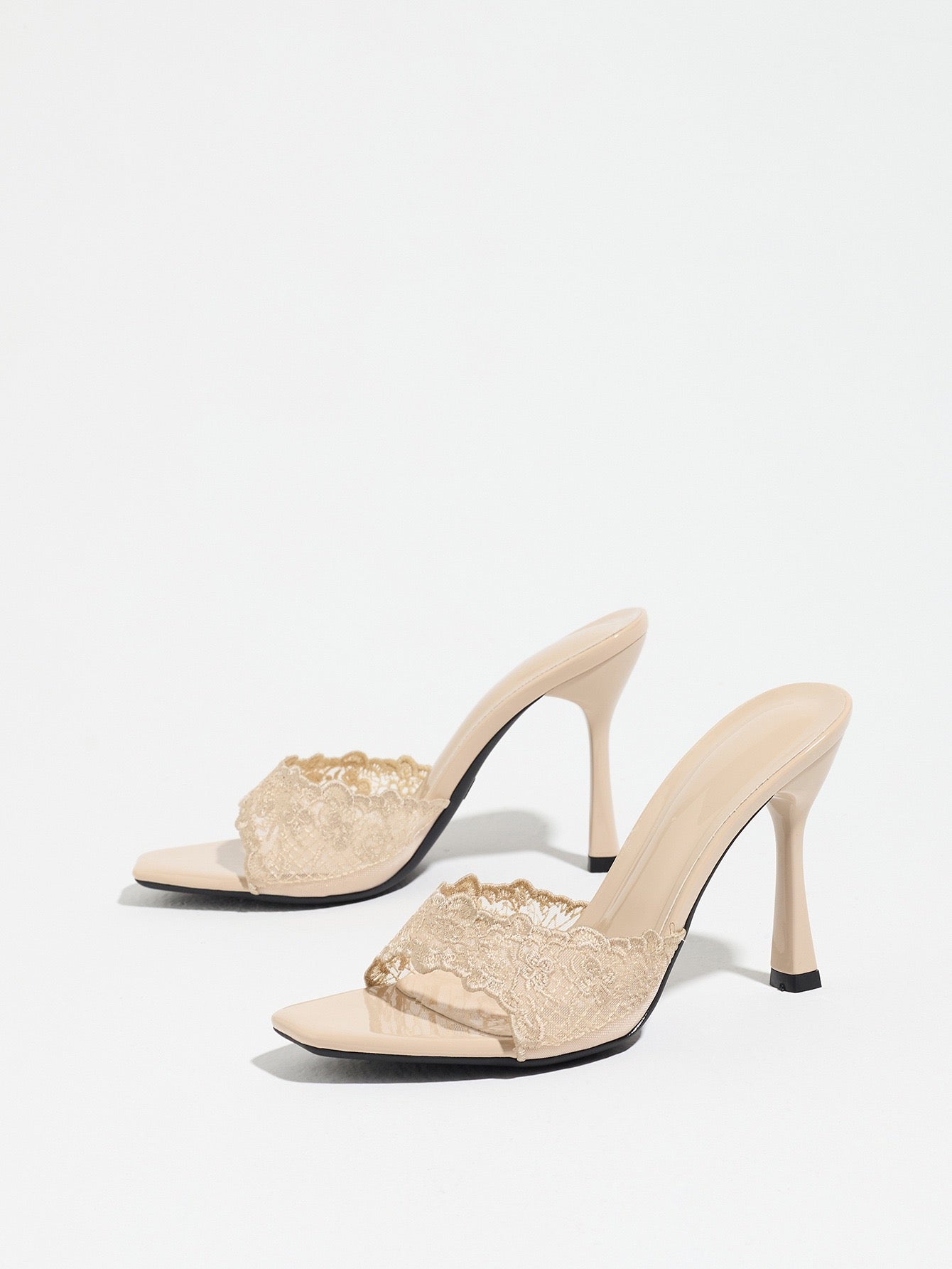 Élise Heels